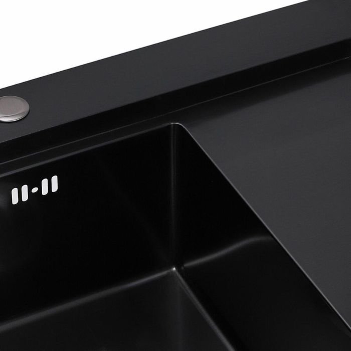 Кухонная мойка PLATINUM HANDMADE 580Х480Х220 L чорна (толщина 3,0/1,5 мм корзина и дозатор в комплекте))