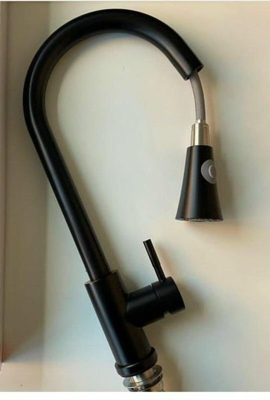 LN08 змішувач кухонний Platinum (чорний з висувною лійкою)